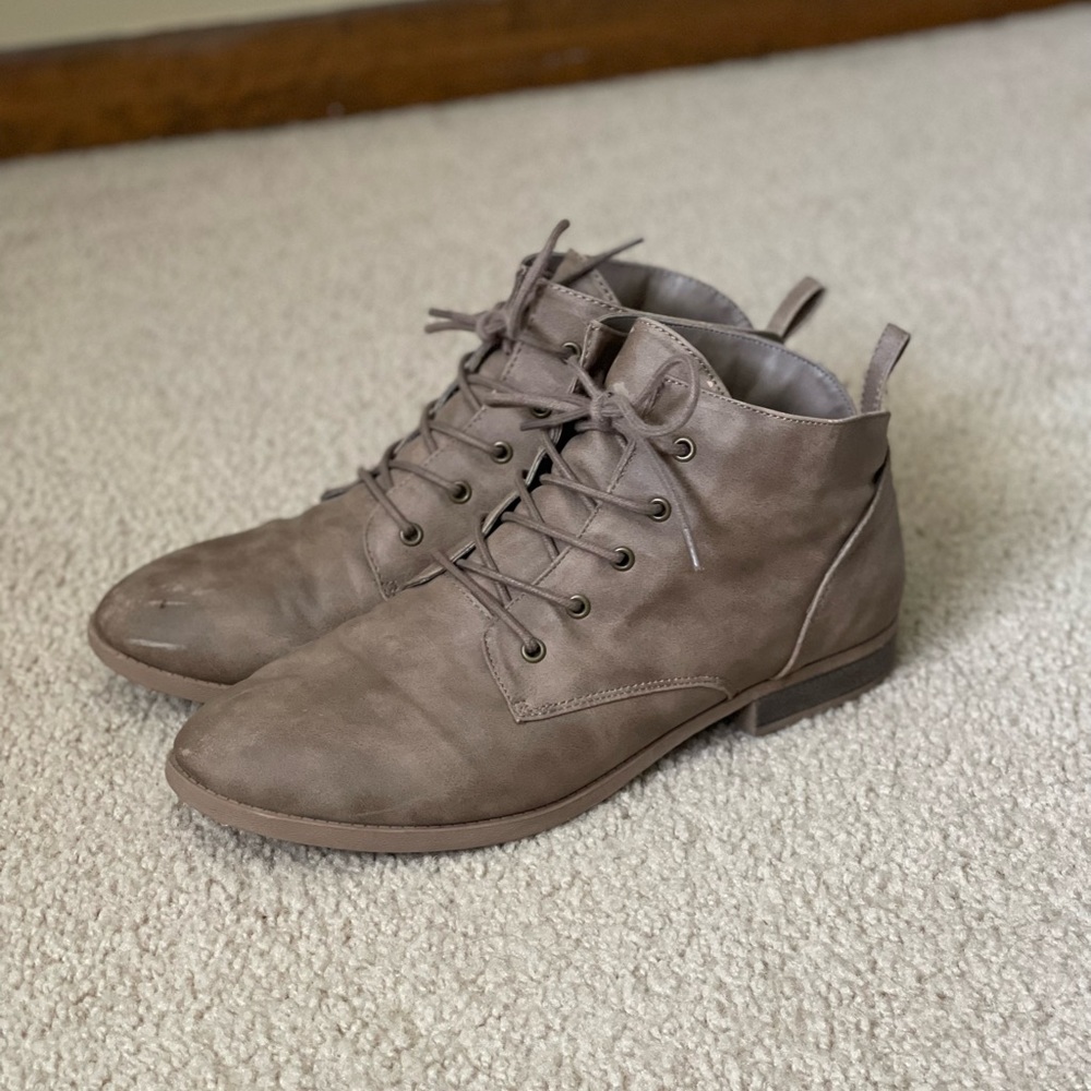 American Eagle Ankle Boots